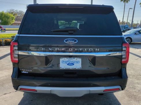Used 2024 Ford Expedition Limited image 5