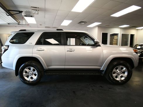 Certified 2024 Toyota 4Runner SR5 image 8