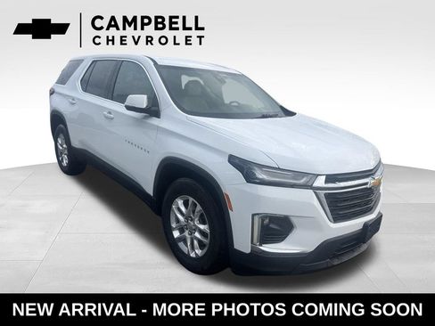 Used 2023 Chevrolet Traverse LS FWD image 7