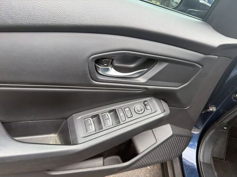 Used 2023 Honda Accord EX image 11