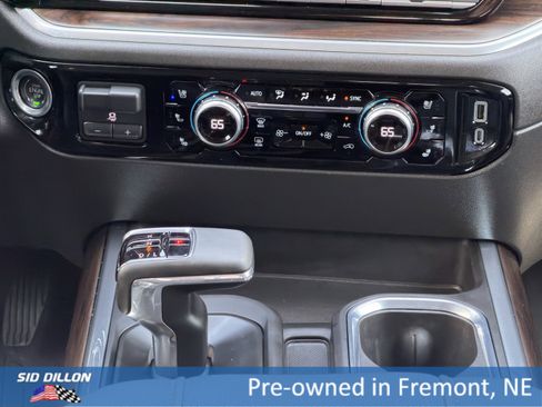 Used 2025 GMC Sierra 1500 SLT w/ SLT Premium Plus Package image 12