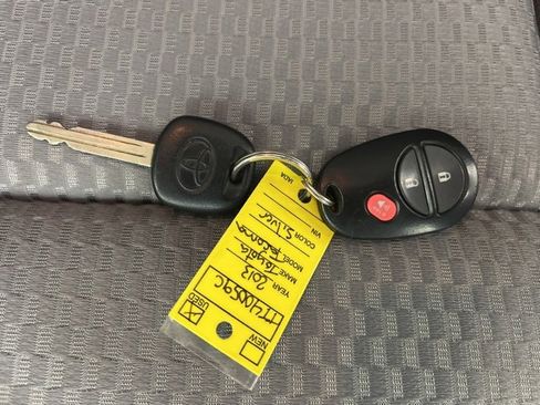 Used 2013 Toyota Tacoma 4x4 Double Cab w/ SR5 Pkg image 16