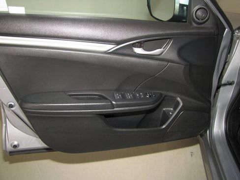 Certified 2020 Honda Civic Sport image 10