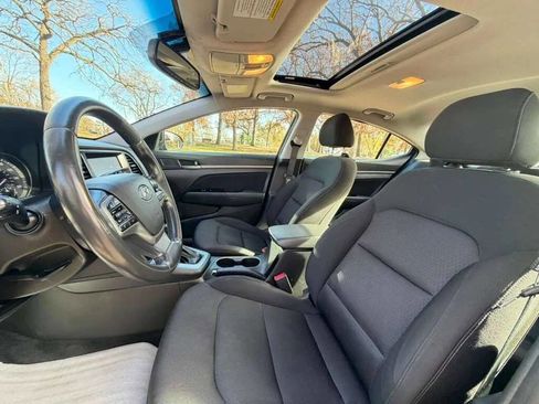 Used 2018 Hyundai Elantra Value Edition w/ Cargo Package FWD image 9