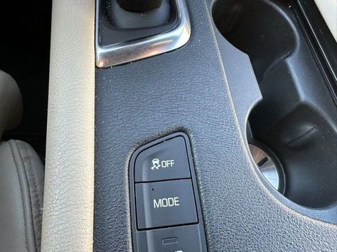 Used 2017 Cadillac XT5 Luxury w/ Driver Awareness Package image 35