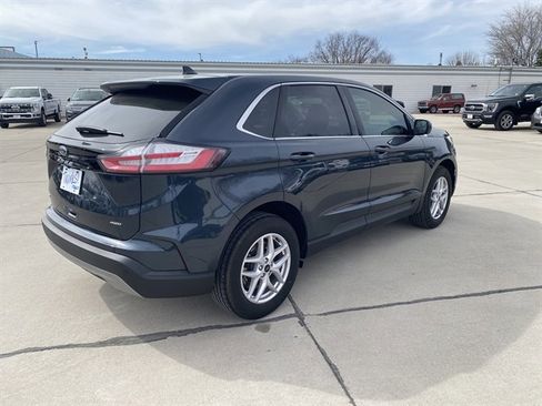Used 2023 Ford Edge SEL w/ Convenience Package image 12