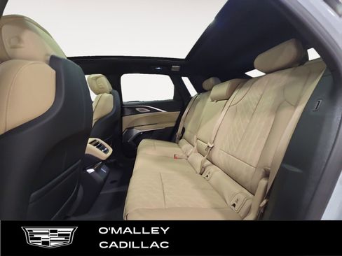 New 2026 Cadillac Lyriq Signature Luxury image 11