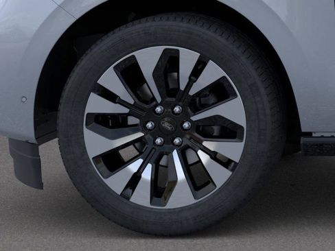 New 2025 Ford Expedition Platinum w/ Platinum Ultimate Package image 41