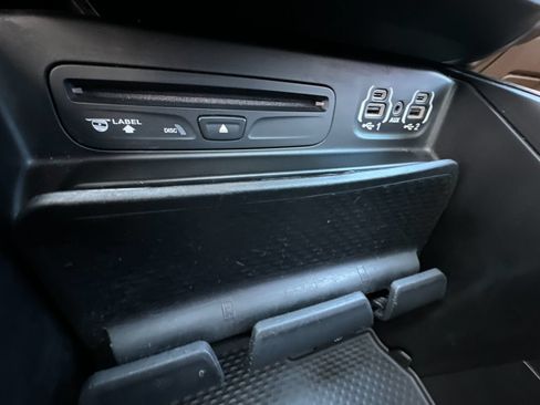 Used 2019 RAM 1500 Limited AWD/4WD image 42
