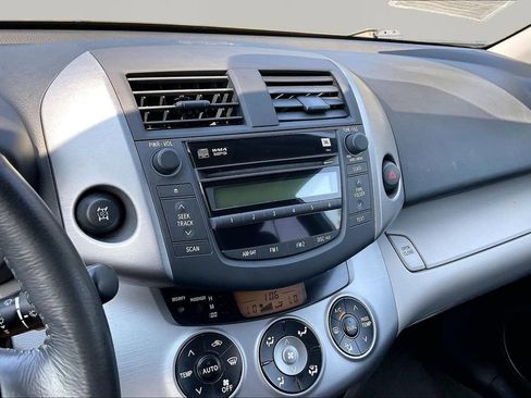 Used 2008 Toyota RAV4 Limited AWD/4WD image 16