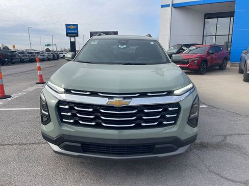 New 2026 Chevrolet Equinox LT image 8