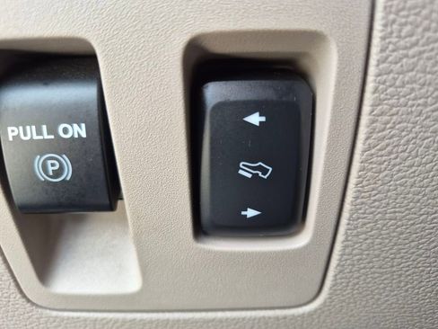 Used 2020 Ford F150 Limited w/ Trailer Tow Package image 19