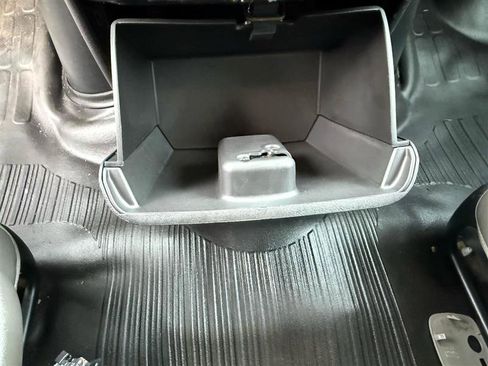 Used 2014 Chevrolet Express 1500 AWD image 34