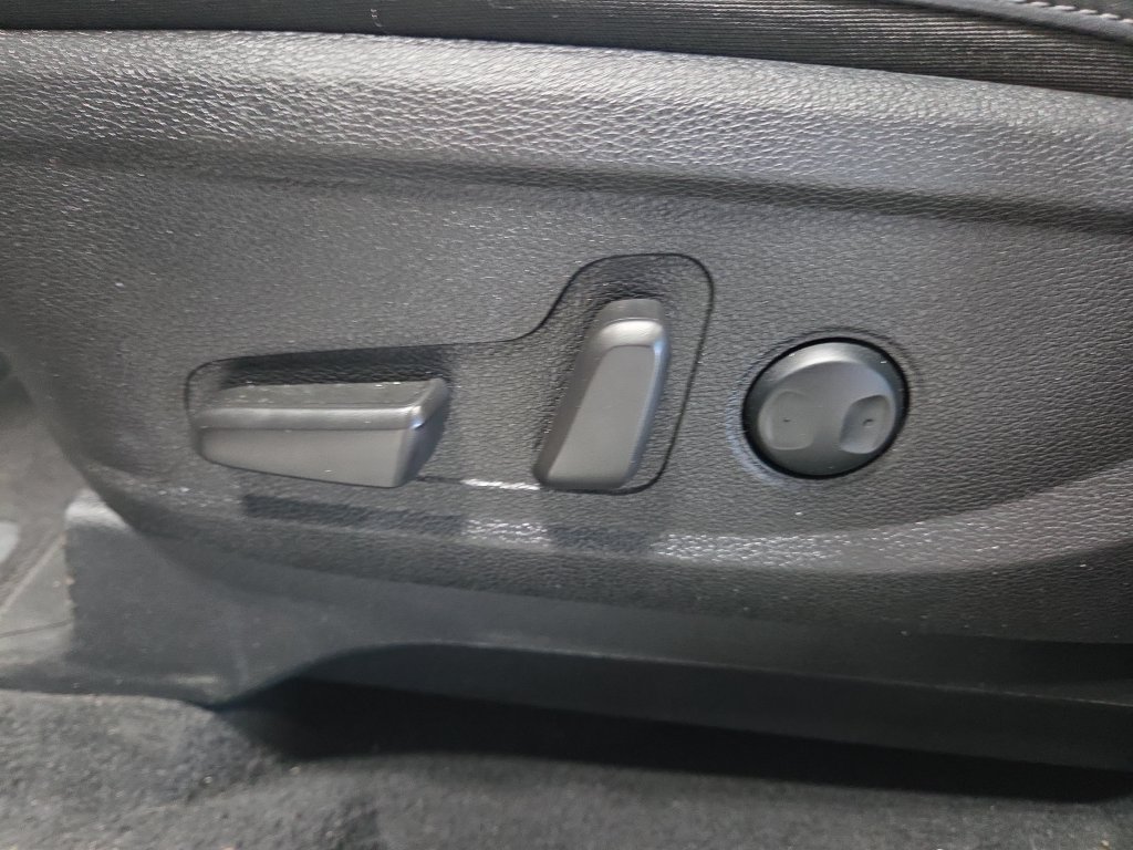 Used 2023 Kia Telluride AWD image 34