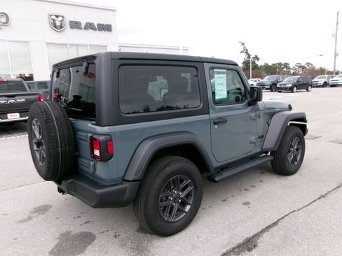New 2026 Jeep Wrangler Sport AWD/4WD image 4