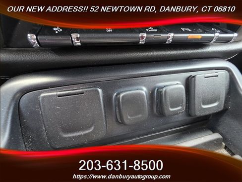 Used 2015 GMC Sierra 1500 Denali AWD/4WD image 17