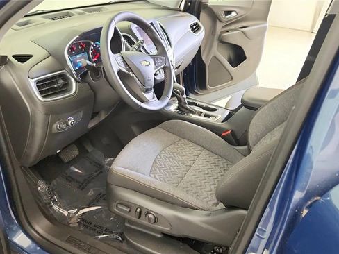 Used 2024 Chevrolet Equinox LT FWD image 14