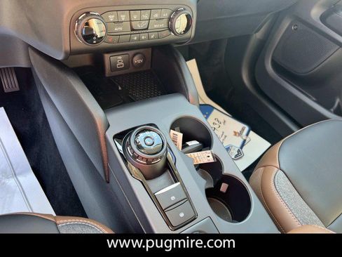 New 2024 Ford Bronco Sport Outer Banks w/ Tech Package AWD/4WD image 24