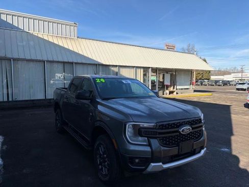 Used 2024 Ford Ranger XLT w/ FX4 Off-Road Package image 4