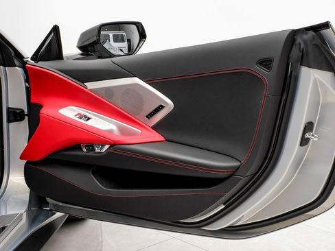 Used 2021 Chevrolet Corvette Stingray 2LT w/ Battery Protection Package image 32