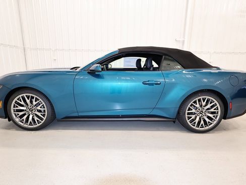 New 2026 Ford Mustang Premium image 5