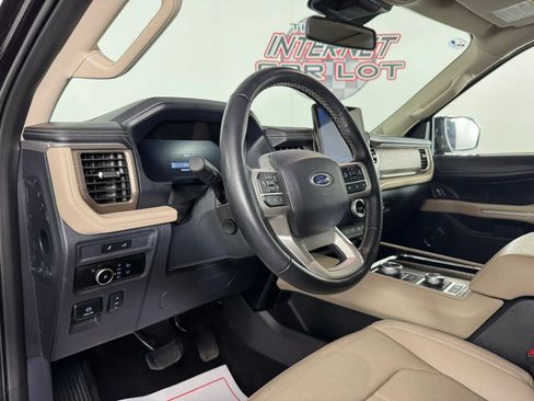 Used 2024 Ford Expedition Max Limited AWD/4WD image 10