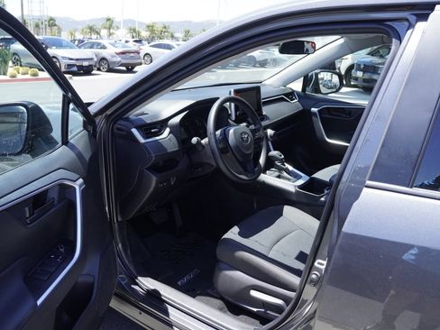 Used 2025 Toyota RAV4 LE FWD image 20