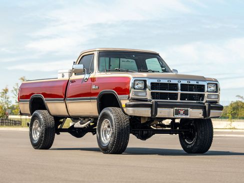 Used 1992 Dodge D/W Truck 350 image 26