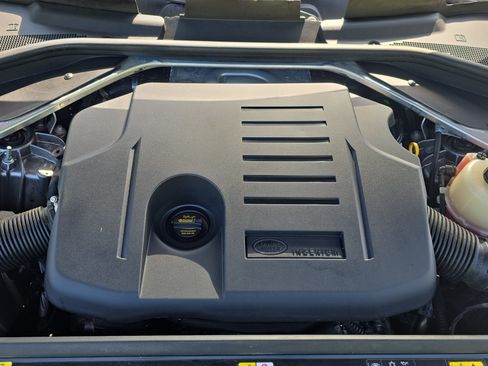 Certified 2024 Land Rover Range Rover Sport Dynamic SE image 30