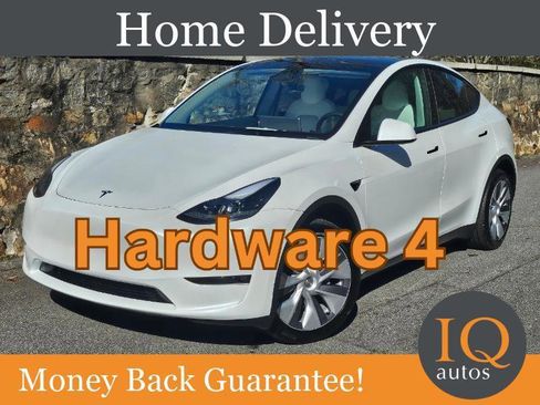 Used 2024 Tesla Model Y Long Range image 1