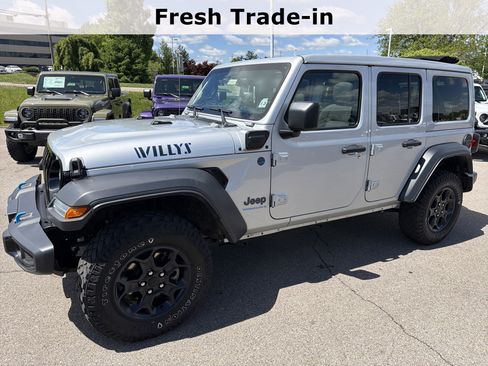 Certified 2023 Jeep Wrangler Unlimited w/ Sun & Screen Package AWD/4WD image 7