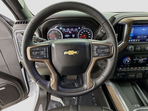 Used 2023 Chevrolet Silverado 3500 High Country AWD/4WD image 13