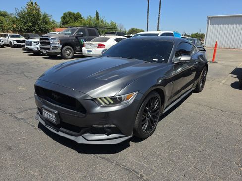 Used 2017 Ford Mustang GT Premium w/ GT Performance Package RWD image 1