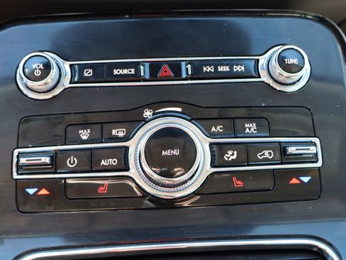 Used 2023 Lincoln Nautilus AWD w/ Premium Package image 22