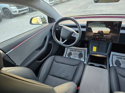 Used 2025 Tesla Model 3 Long Range RWD image 37