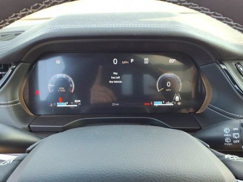 New 2026 Jeep Grand Cherokee Limited AWD/4WD image 12