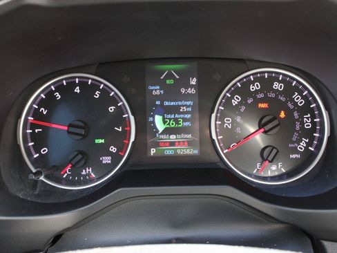 Used 2019 Toyota RAV4 XLE Premium w/ Cold Weather Package AWD/4WD image 16