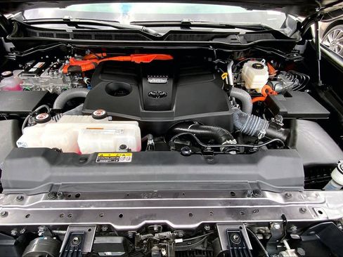 Used 2025 Toyota Sequoia SR5 w/ SR5 Premium Package RWD image 29