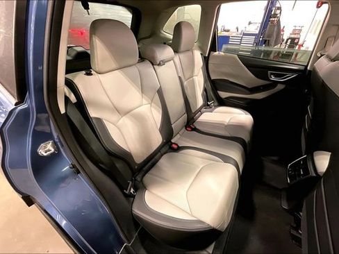 Used 2022 Subaru Forester Limited image 27