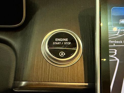 Certified 2022 Mercedes-Benz S 580 4MATIC Sedan image 30