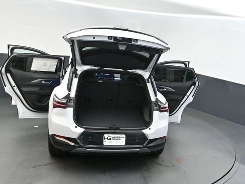 New 2025 Chevrolet Equinox EV LT FWD image 49