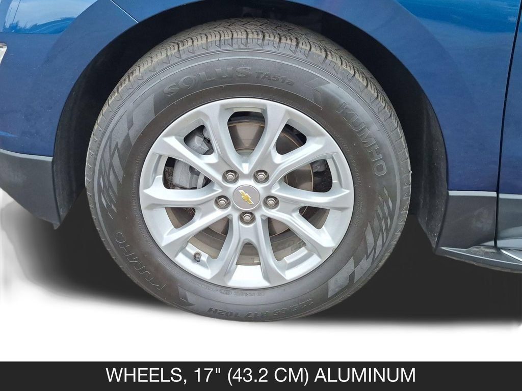Used 2019 Chevrolet Equinox LT w/ LPO, Hit The Road Package FWD image 11