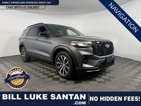 Used 2025 Ford Explorer ST-Line image 1