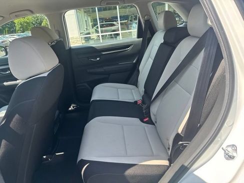 Used 2023 Honda CR-V LX image 20