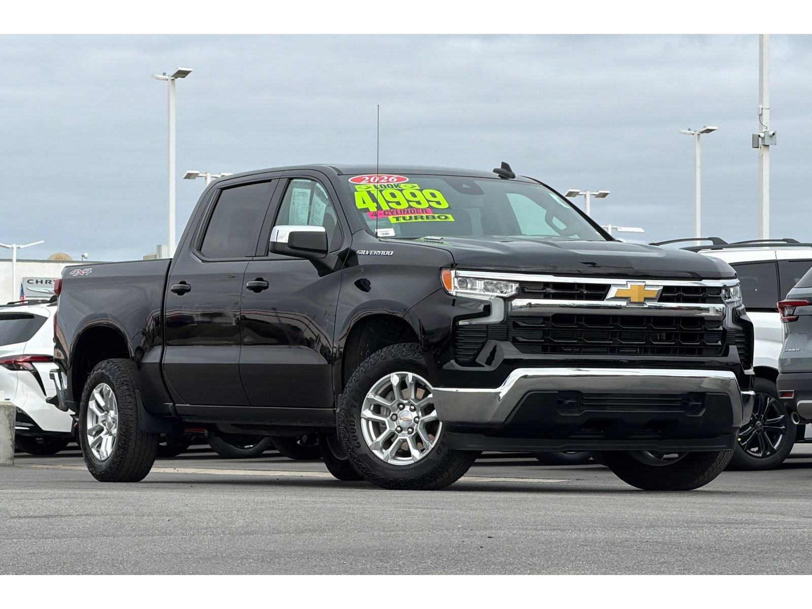 Used 2026 Chevrolet Silverado 1500 LT AWD/4WD image 2