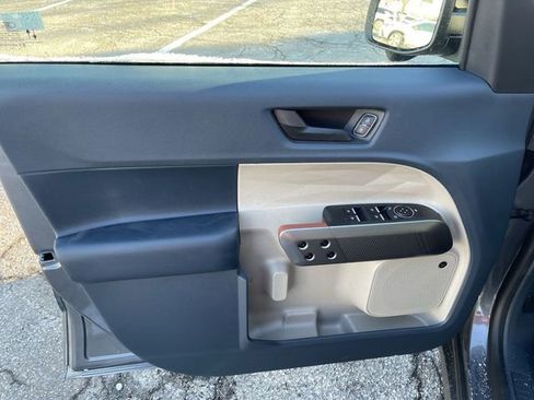 New 2025 Ford Maverick Lariat w/ 4K Tow Package image 13