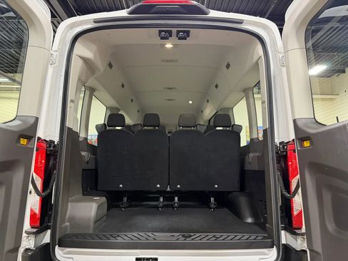 Used 2023 Ford Transit 350 XLT RWD image 26