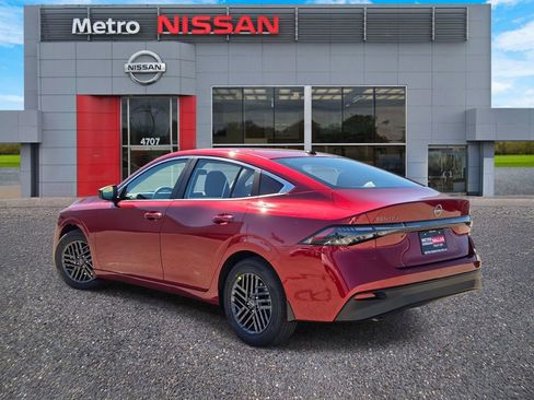 New 2026 Nissan Sentra SV w/ Floor Mat Package FWD image 4