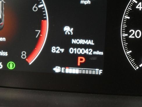Used 2025 Honda Pilot Touring image 41