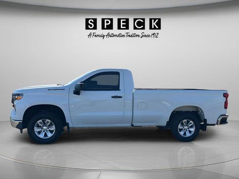 Used 2022 Chevrolet Silverado 1500 W/T RWD image 1